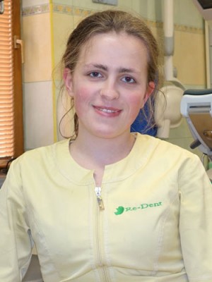 Asystentka stomatologiczna Urszula Wawrzyczek